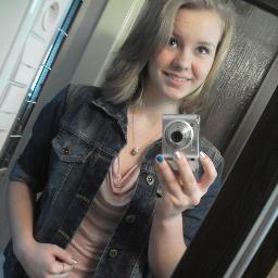 KarolnaPadevtov's profile picture. 