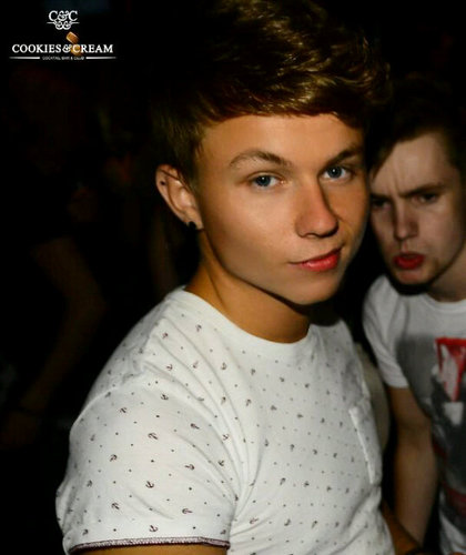 RhysThomas91's profile picture. 