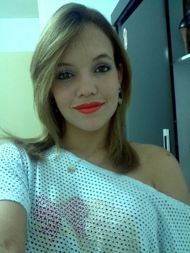 Somos quem podemos ser...Sonhos que podemos ter...Eu sou quem ama sem fronteiras...
