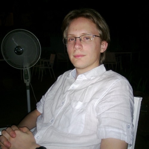 Software Engineer, Specialized on CRM & Web' Appliances in France