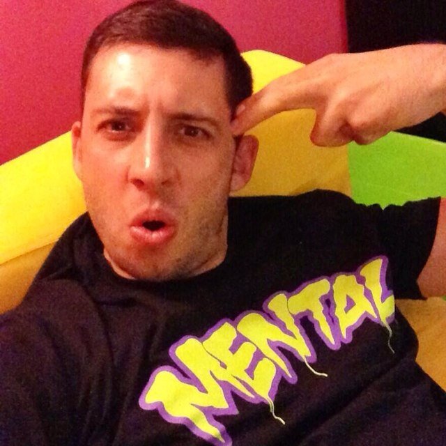 Elliot John Gleave is god! if you dont like him then you're a salad:)) i follow back :p @example