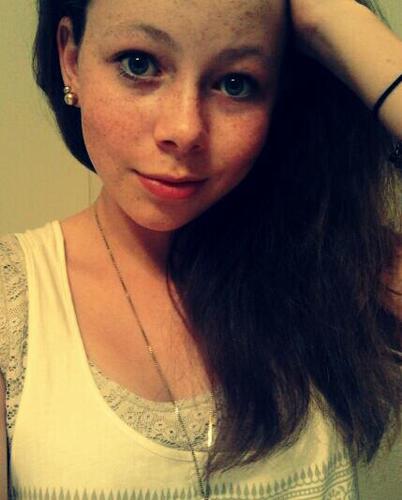 Hiiiiiii:) Forever Directioner  #1Derland.. and if you follow- Thanks! xx
