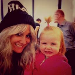 Hairdresser to 5 losers.
Make up artist. 
Mummy to LuxAtkins_11. 
Wifey to fauxtom_rp. Love them more than anything.
✌
