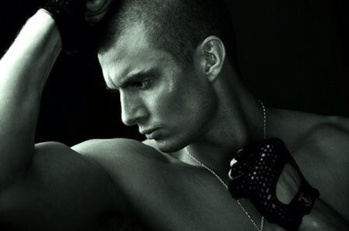 Top Class Personal Fitness Trainer and Fitness Model Martincastinifitness@hotmail.co.uk