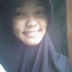 Cantik fisik boleeh juga, yg lebih penting inner beauty nya doong ;)