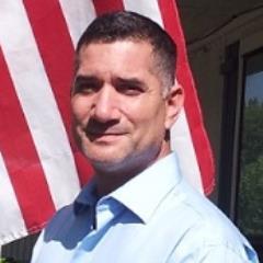 Son, husband, father, Army Veteran, OTR Truck Driver, BS in Information Science from UALR and presently Network Analyst. 🇺🇸🇺🇦