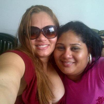 Soy una gordita sexi, rica, encantadora me fascina el sexo, hablar sobre ello es lo mejor