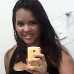 Simples, Amiga, Educada, Extrovertida, Amo dançar