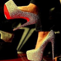 aqui encontraras bariedad de tacones altos