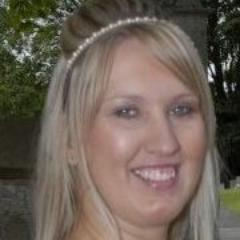 Musical Theatre fan, Amateur performer/choreographer/director with Dinnington Operatic Society and lover of chocolate and curries!