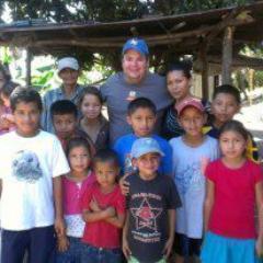 Changing the lives of children and their families in Honduras.
http://t.co/dkaBJsFu12