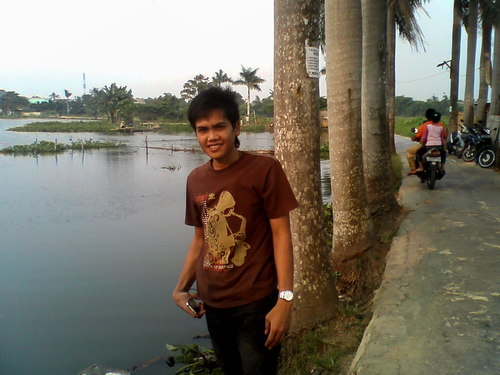 suryadi1991's profile picture. 