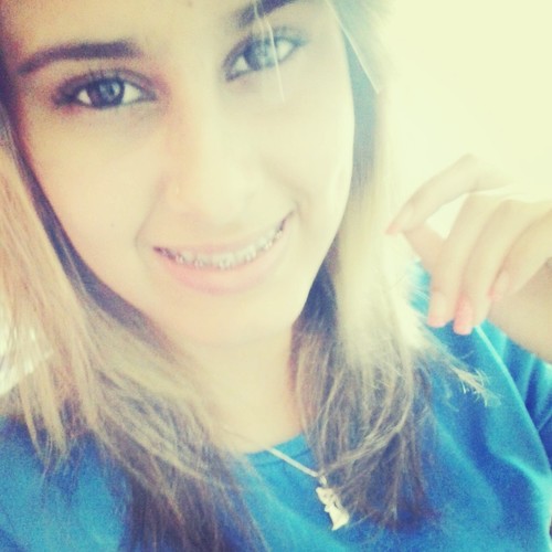 instagram: oliveiraapati