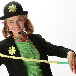Boston face painting artist and expert on children's parties. Owner of Have Fun WorX. Looking to connect with fun creative people... #HaveFunWorX
