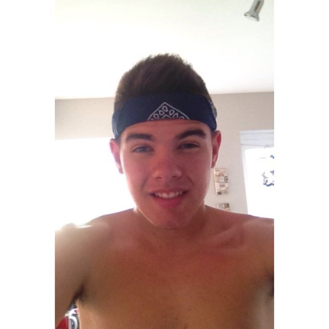 footballthoughs's profile picture. Random stuff I want to share with the world.