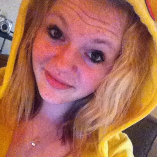 ShirleyLynn_x3's profile picture. My life - Happy life! Happily Taken 3. In love!