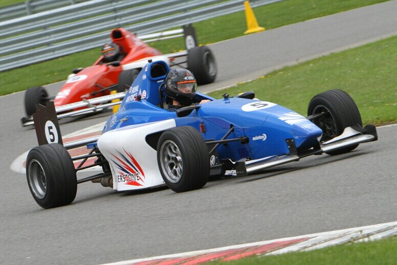 pdgillard's profile picture. 