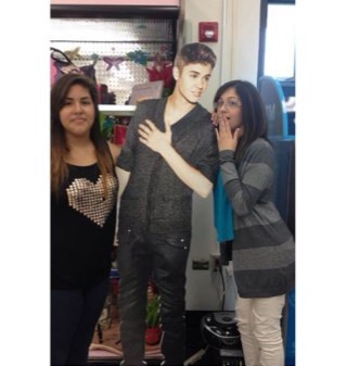I N F I N I T E & B E Y O N D♥ . {Beliebers&Directioners}{Goal:10k} . Puertorican Pride✌ . Follow us, We follow back.