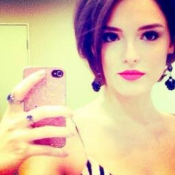 FC Dedicado a atriz Isabelle Drummond, @isabelleofic . Aqui é o lugar dos Isabenaticos (as)...