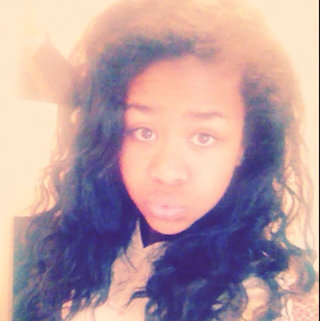 follow i'll follow back ;) xoxo