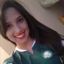 - Sou sexy e gostosa , porém um pouco mentirosa ;3