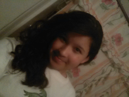 live in Texas loving life love my best friends Catalina and Isabella and Yessica and love my family but God comes firts