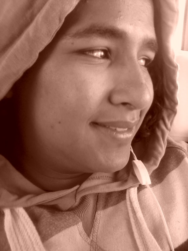 ^^ Ator, cantor e dançarino geminiano pouco chato mas sabendo lhe dar sou um amor de pessoa gosto que mim babe não sou de baba ninguém sou diferente e único ¬¬