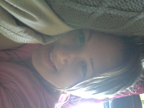 alisahofersally's profile picture. just meu follow me. i follow uboooyah #teamfollowback