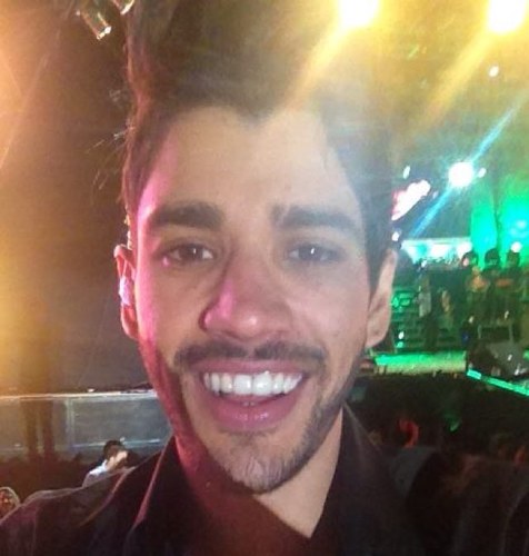 fã de Gusttavo Lima eternamente amo D++++ @gusttavo_lima Gente segue eu principalmente você meu príncipe @guttavo_lima By: Carol
