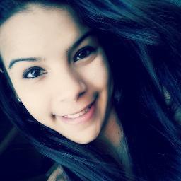 Face:https://t.co/q1ht3fXAuu                    amigavel;amo futebol;amo chocolate ;amo meu namorado que deus esteja comigo sempre 3