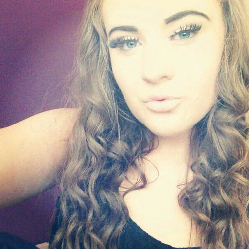 new twitter! @LaurProGreen follow me:*
