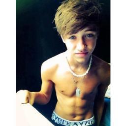 FakerBoyHi's profile picture. 