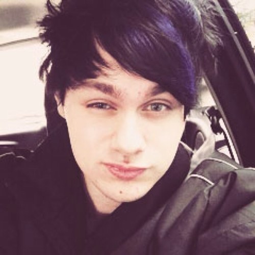 MichaelCSSF's profile picture. I loveeeee cheese tostiessssss but not as much as my beautiful girlfried @BrianneSmithSS ( Selfless Sacrifice Offical Fan Fic Account)