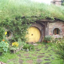 Quiet garden setting, seven unit motel. Approximately two minutes from town centre. http://t.co/JtGZu3E2l3 #Hobbiton