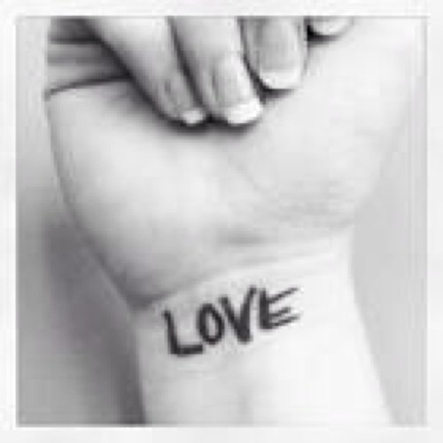 My outlook on life is a little different. I'm here to support Suicide Awareness. If anyone needs to talk ask for a follow & DM me. ♡ Made on 8-1-13.