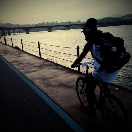 Roleplayer of EXOM's Kris Wu. Naganya Taopret