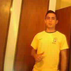 Amo a Dios a mi Familia y al Futbol♥ 
Chico Romántico, Cariñoso,  Humilde, carismático etc. Fans del Real Madrid, 
CD LARA y Cardenales. Futuro Doctor.