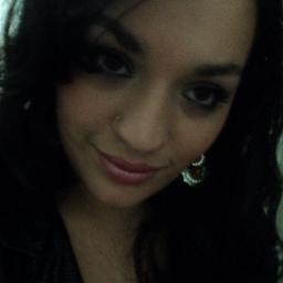 ' ~Por dentro umα personαlidαde minhαα .!
' Por forαα um conceito seu .*
