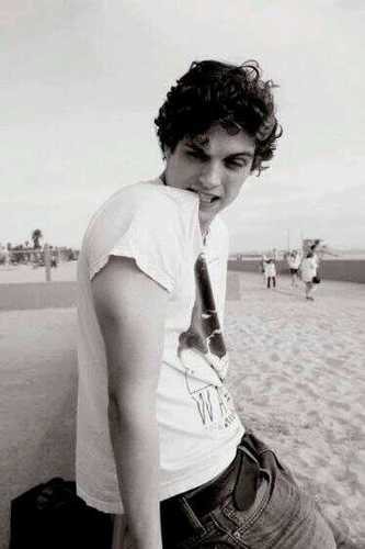 Just the typical teenage boy, chasing a girl I can never have and discovering a long lost sister, oh yea and I'm a teenage werewolf. (18+/RP/Single/any ship)