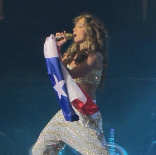 Twitter Oficial del Fans Club Oficial de JLo en Chile. Somos los unicos. JLo nos sigue desde 03/02/2012
