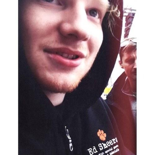♡ he's the reason I smile ♡