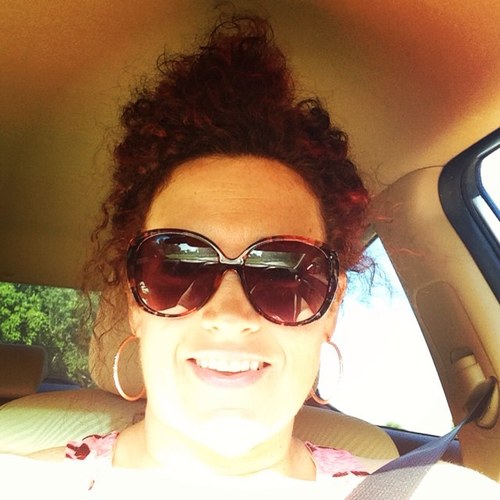 I'm a mama a friend & a beautiful mess that's about it