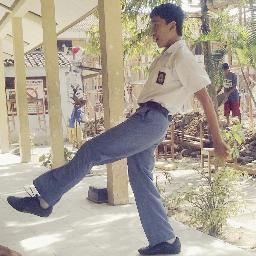 hidup itu tantangan , jadi lewatilah tantangan itu ,

SMA NEGERI 1 KEBUMEN