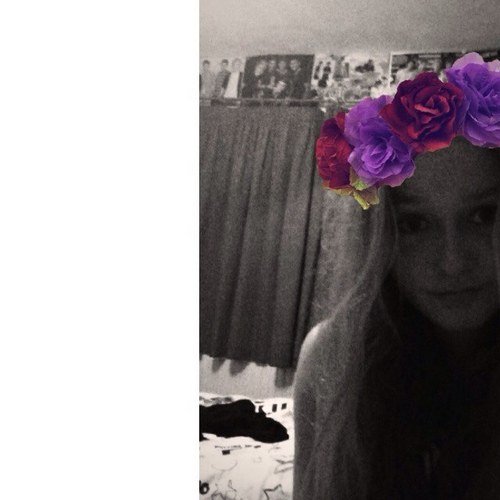 ilysadness's profile picture. PLS FOLLOW @HURTFULOUIS BC HER ACCOUNT GOT DEACTIVATED :(