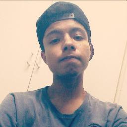 Às vezes bobo .. Não, pera! Sou sempre bobo e sorridente C: