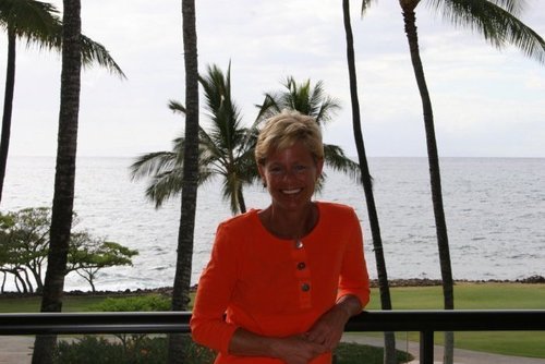 juliesloan06's profile picture. 