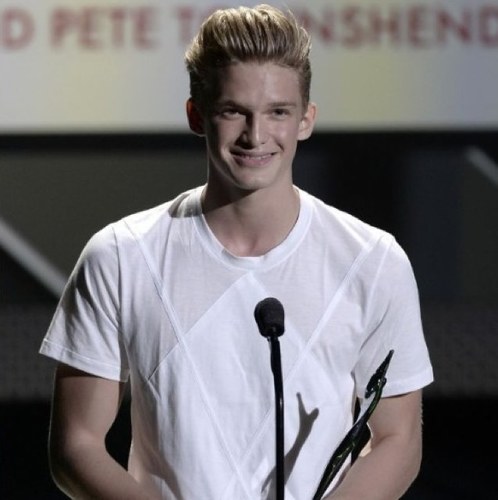 Cody Simpson Fan Account ; Inactive