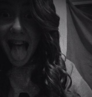 Twitter kinda scares me:/ directioner ! Im kinda really weird soo.. I also don't quite know how this works.? I follow back! (: