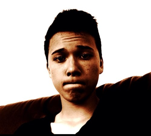I follow back 3 #HayceTeam #TeamJoke #Volteam #TeamB2O #TeamKaaris.