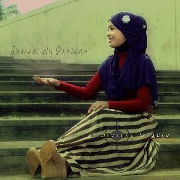 Ikhlas ,sabar,tawakal kepada اَللّهُ SWT :) keep calm n keep smile because Allah Always with Me :)